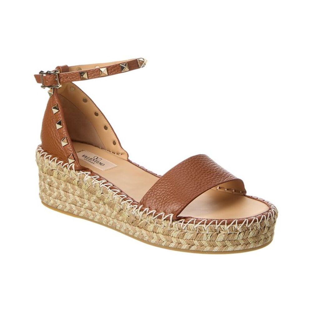 Valentino Rockstud 55 Grainy Leather Platform Sandal, Beige